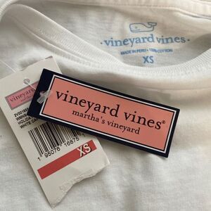 NWT Vineyard Vine Snow Scene Winter Whale Holiday Christmas Long Sleeve T shirt